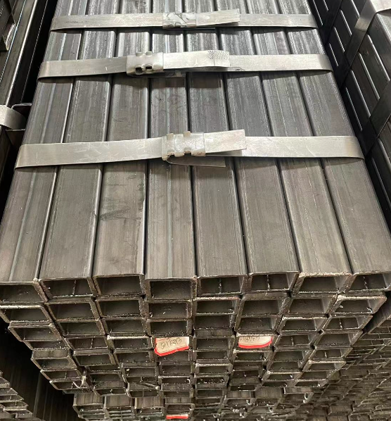 广州工业用梯子 镀锌管焊接梯子 铁梯子方管梯